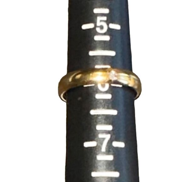 NWOT Size 6 Stainless steel band with inlayed zircon - Picture 2 of 2